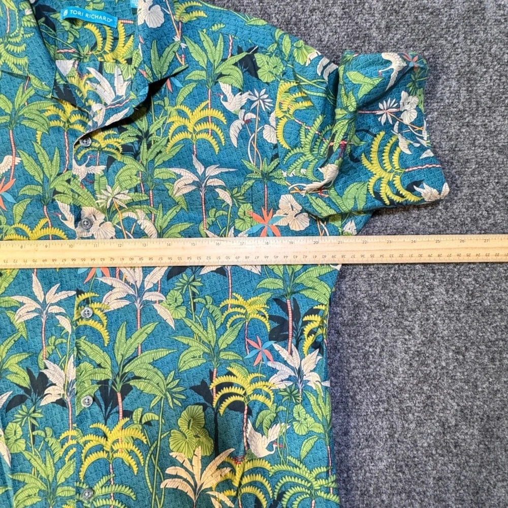Tori Richard Button Up Mens M Blue Tropical Crane Palm Cotton Lawn Aloha Shirt - Picture 3 of 8